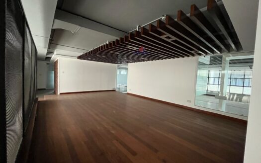 Commerxial Property To Let in Kilimani
