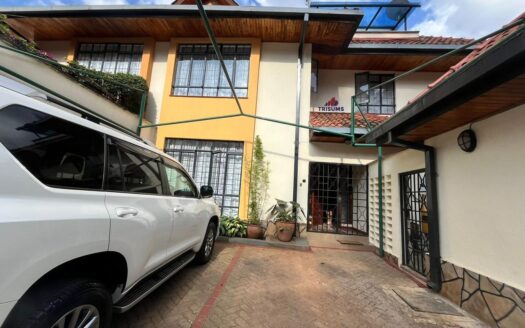 5 Bedroom Townhouse For Sale in Westlands