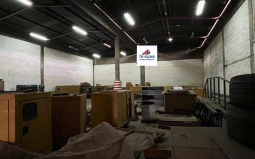 Godown To Let in industrial area