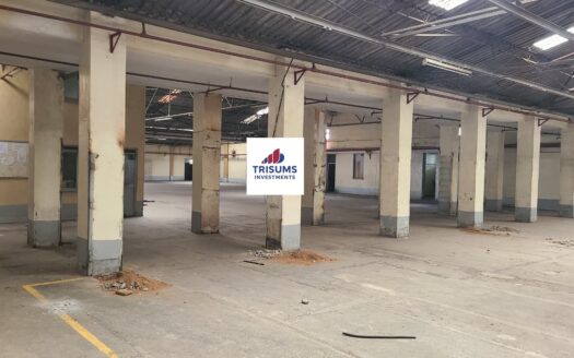 Godown To Let in Industrial Area