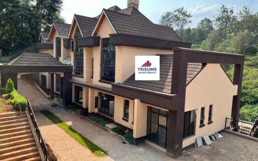 8 Bedrooms House To Let in Rosslyn